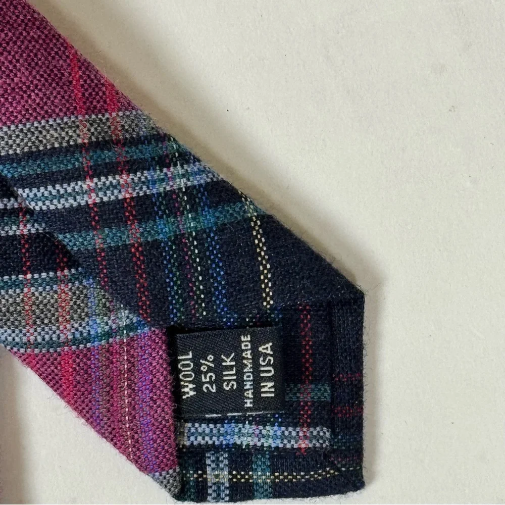 Paul Stuart Men’s Necktie with Pink and Blue Plaid 75% Wool 25% Silk Tie